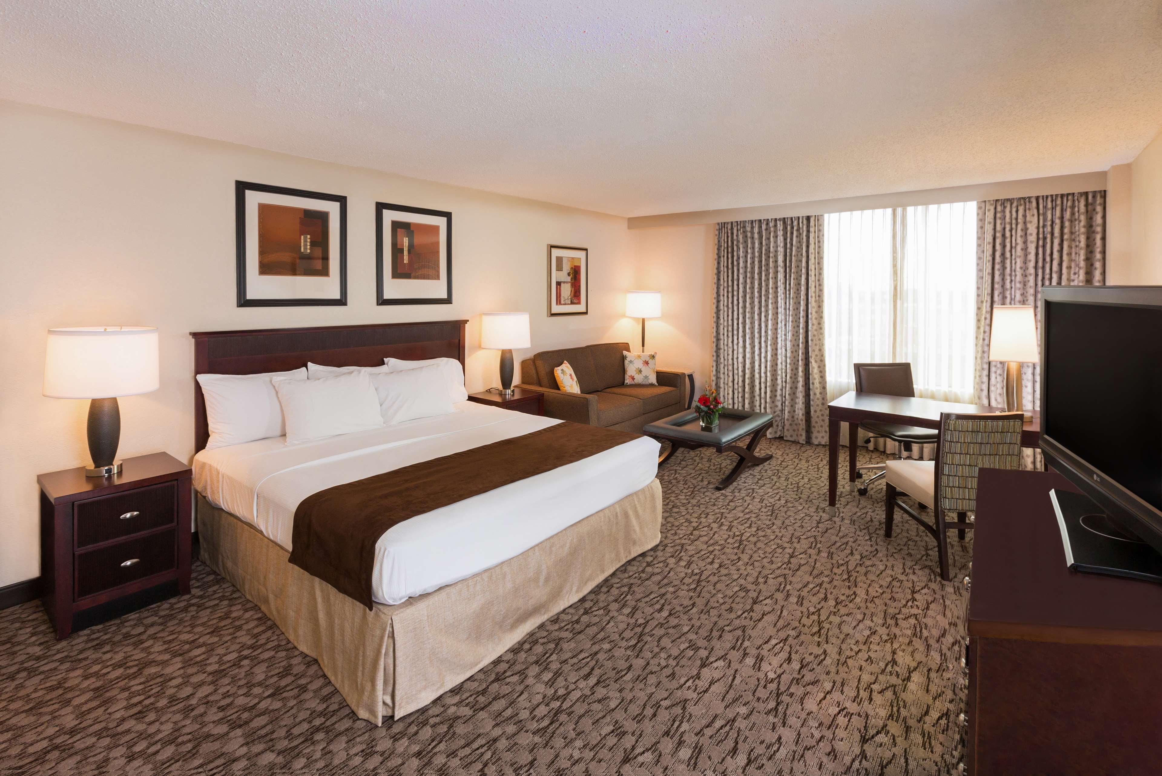 Hotel Doubletree By Hilton Lafayette Extérieur photo