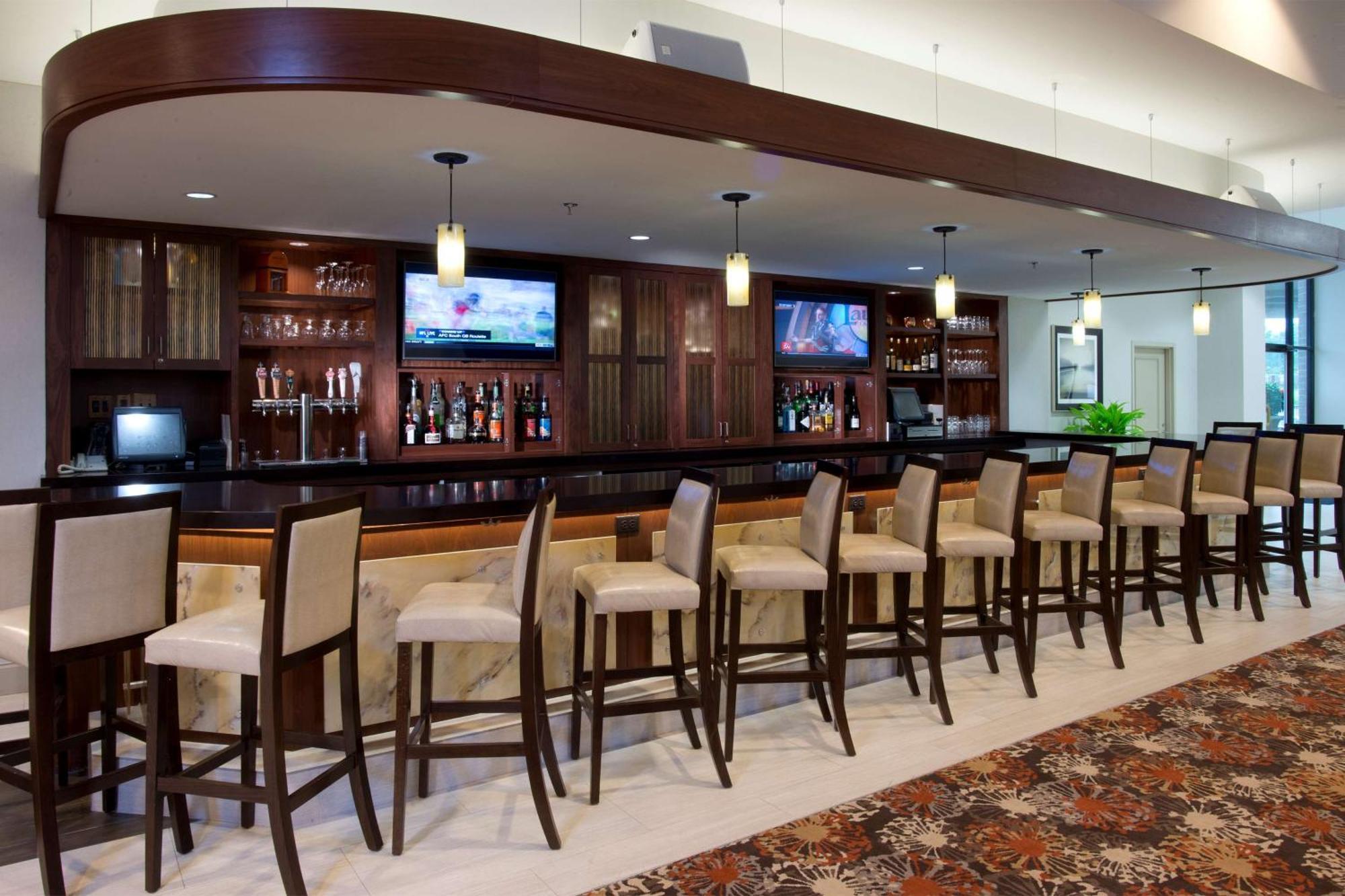 Hotel Doubletree By Hilton Lafayette Extérieur photo
