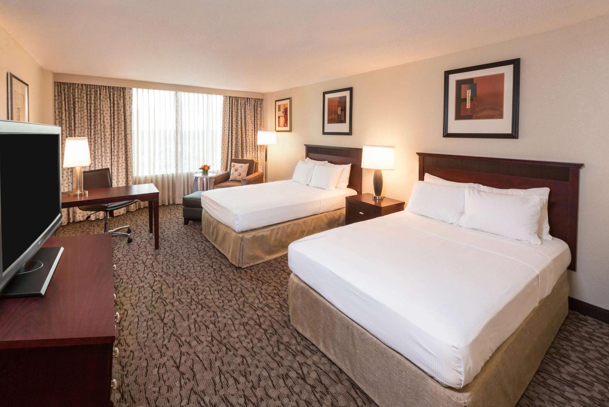 Hotel Doubletree By Hilton Lafayette Extérieur photo